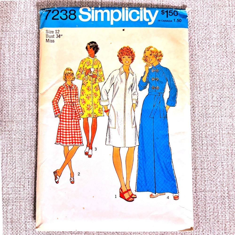 Simplicity 7238 70s-Style Housecoat Maxi Robe Sz12 Cottage Feminine Modest Retro